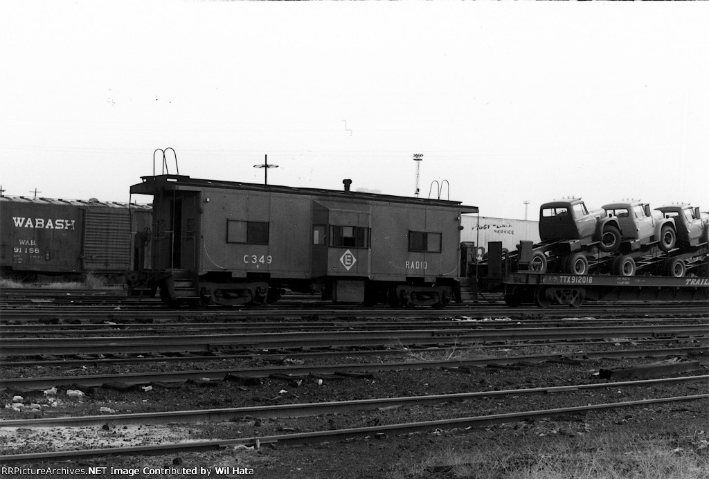 EL Bay Window Caboose C349